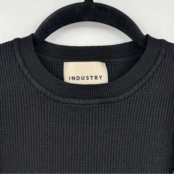 INDUSTRY Republic Clothing Ruffle Sleeve Top Crew Neck Solid Black Size Medium - Picture 8 of 10